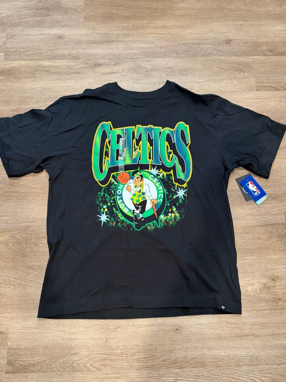 Boston Celtics 47 Brand Graphic Tee - NBA Licensed